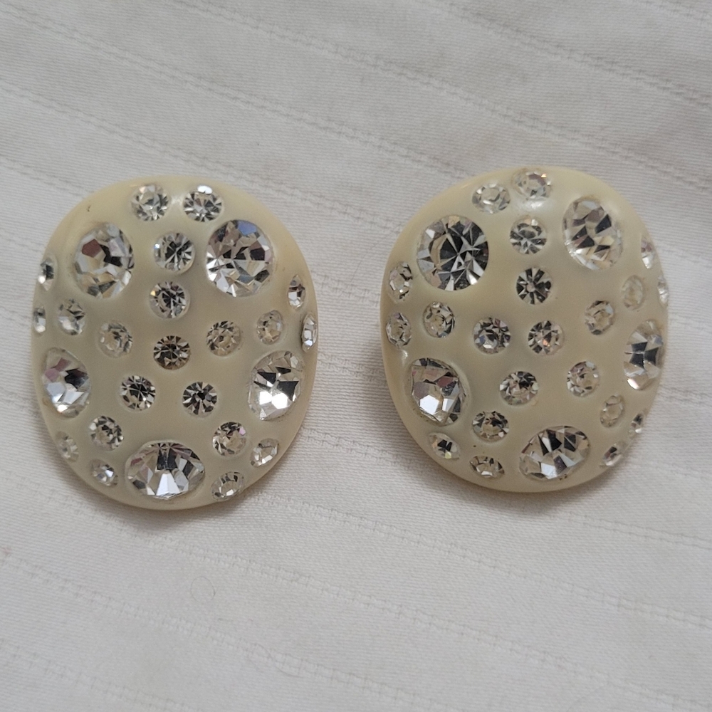 Vintage 1960s Weiss Thermoset Rhinestone Earrings Signed